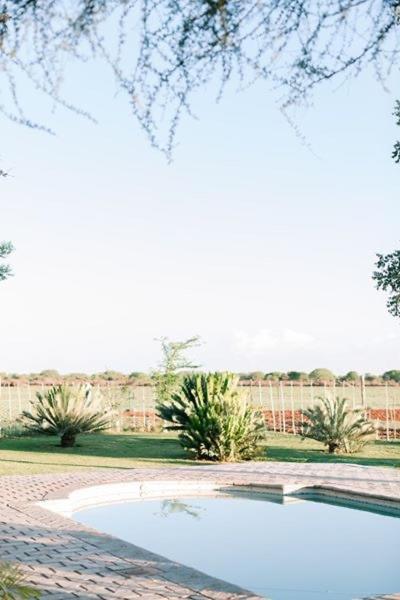 Tshukudiba Game Lodge Tom Burke Екстериор снимка